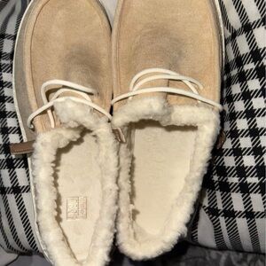 Women's Tan Slip-On Shoes with Faux Fur Lining
